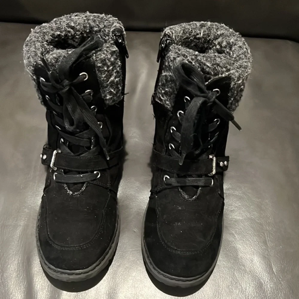Authentic Stuart Weitzman kids designer black lace up boots sz big girls 4